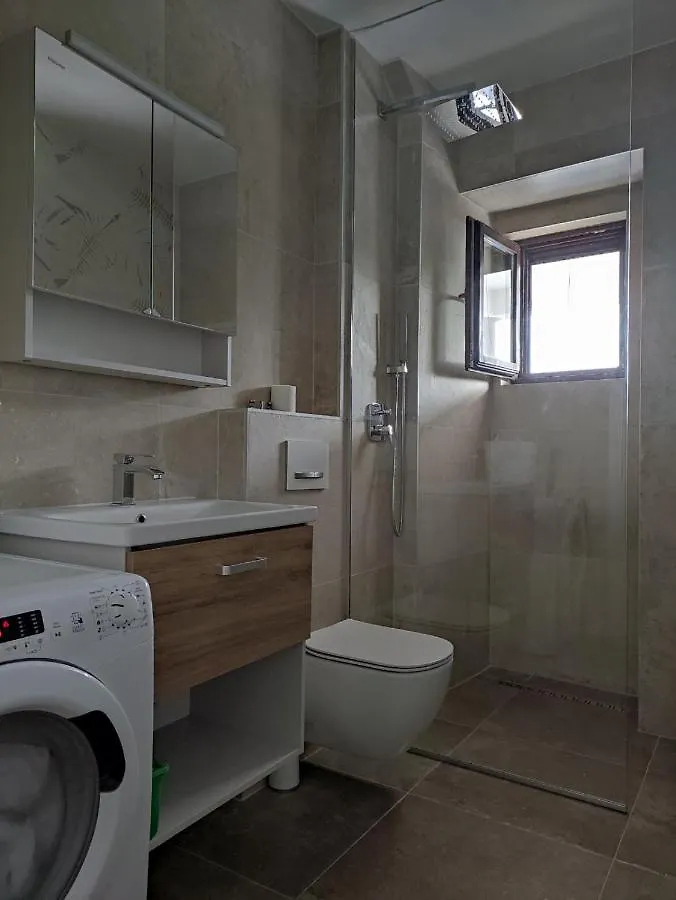 아파트 Apartvilla Castropola