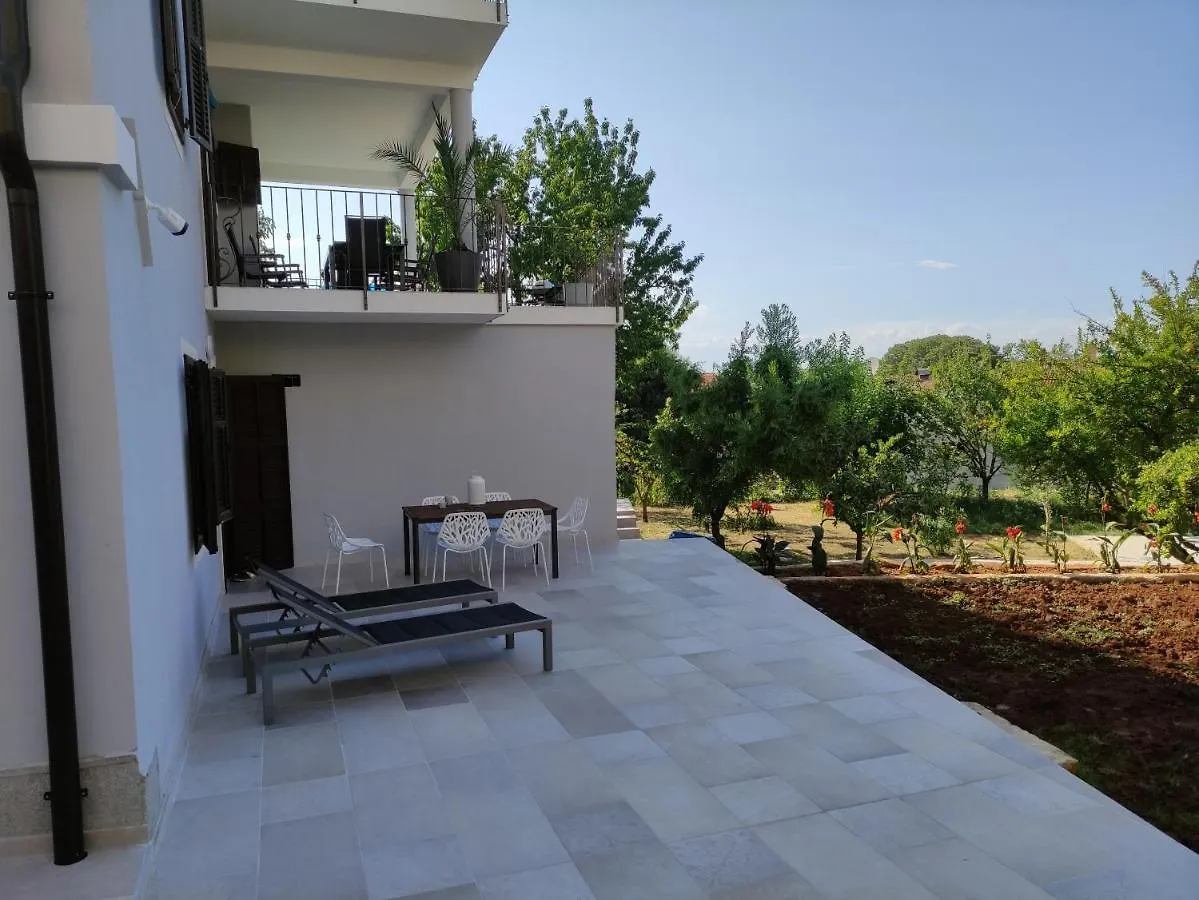 Apartvilla Castropola 0*, 풀라 크로아티아